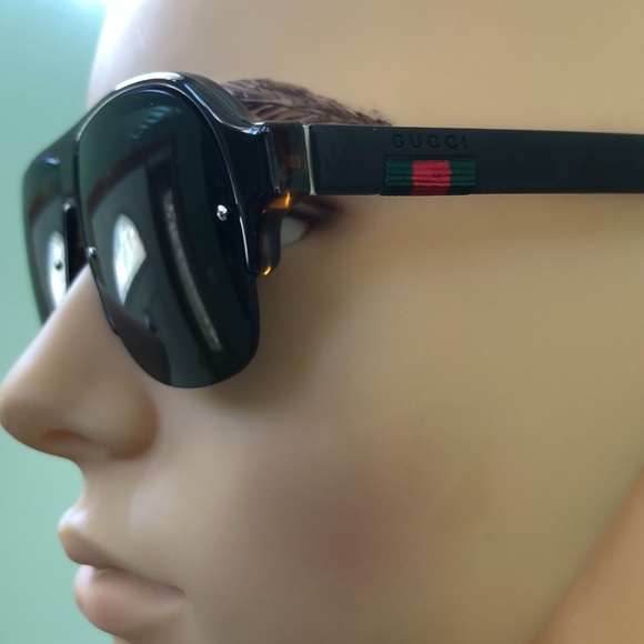 Gucci Sunglasses - Picture 8 of 12